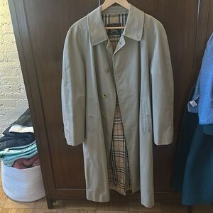 Burberry Vintage Men’s Trench Coat, size L